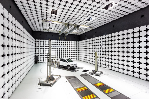 整车EMC测试能力 | 10米法暗室，支持GB 14023/18655